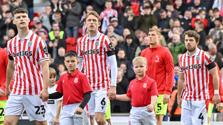 Tony Mowbray explains decision to bench strikers in Sunderland's defeat vs Stoke City